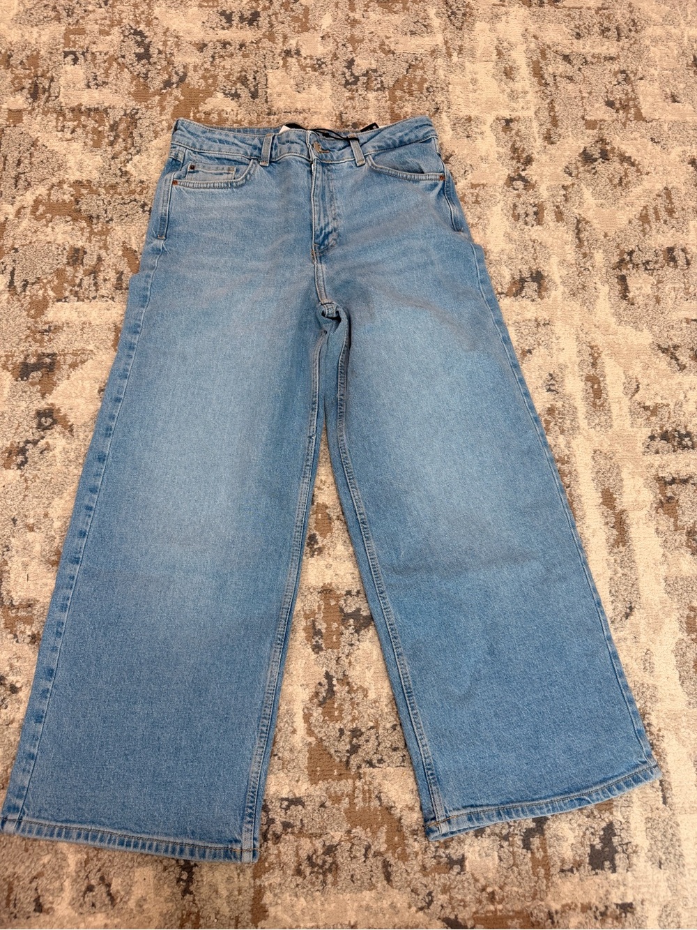 COMFORT HIGH RISE CULOTTE JEANS - Picture 3 of 5